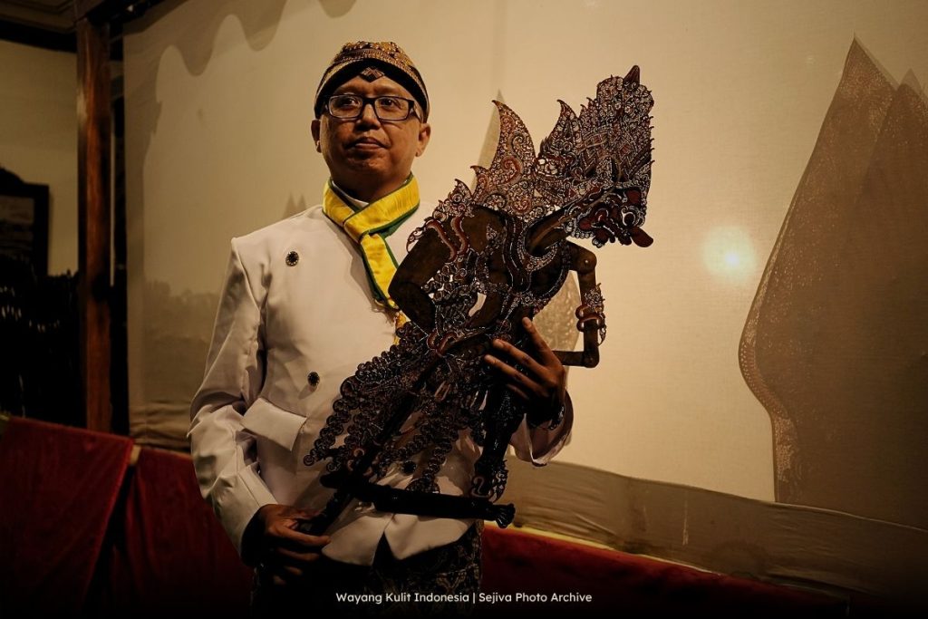 Wayang Kulit Indonesia