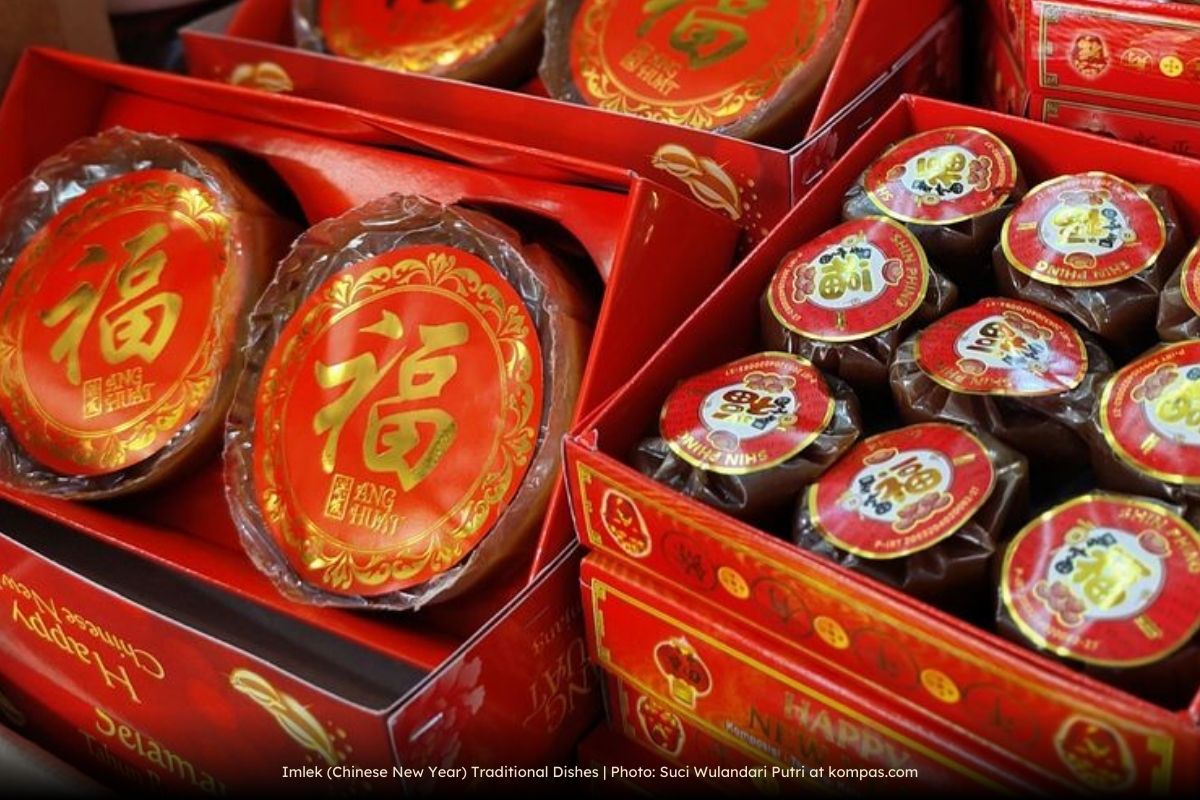 Imlek (Chinese New Year) Traditional Dishes