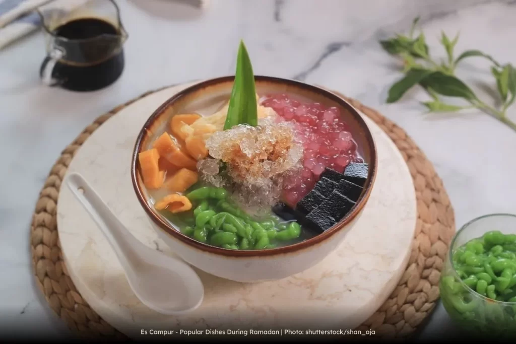 Es Campur - Popular Dishes During Ramadan