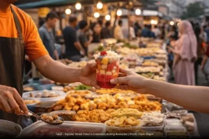 Takjil - Popular Street Food in Indonesia During Ramadan